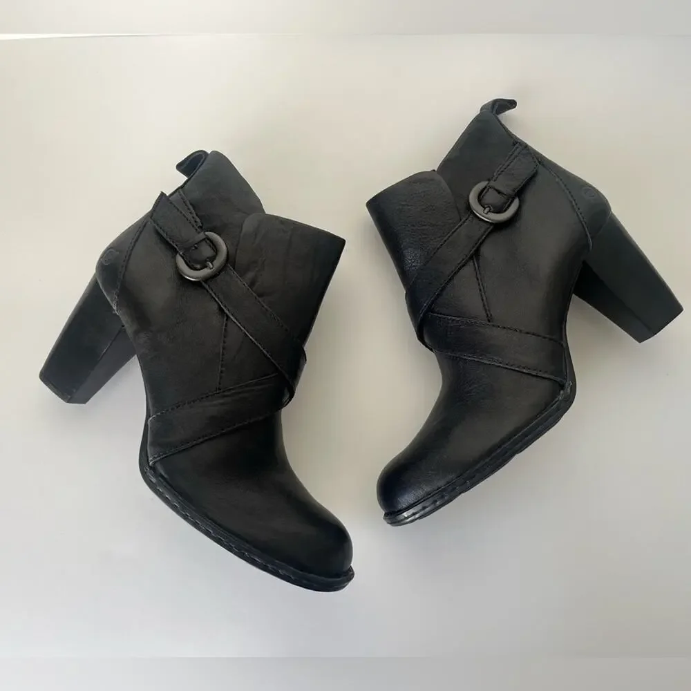 Born Shola leather Moto ankle boots black 9.5